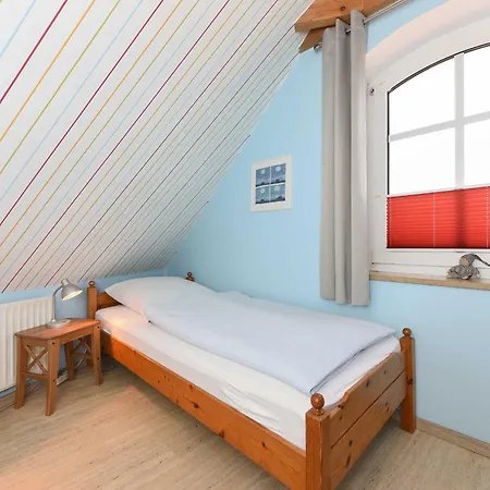 Apartment Im Gezeitenhaus Bensersiel