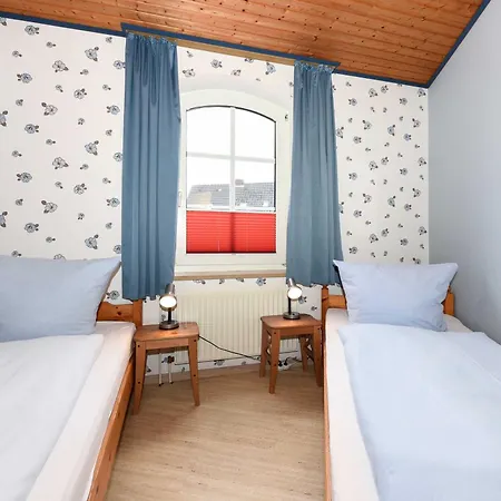 Apartment Im Gezeitenhaus Bensersiel